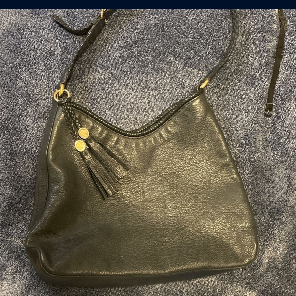 Matching set Gucci purse and wallet